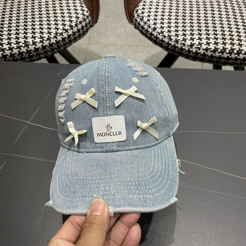 TechFriendly Moncler Caps 257372