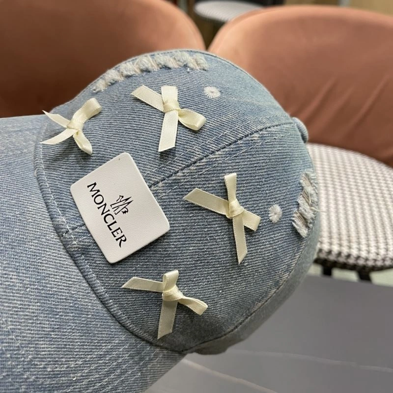 TechFriendly Moncler Caps 257372