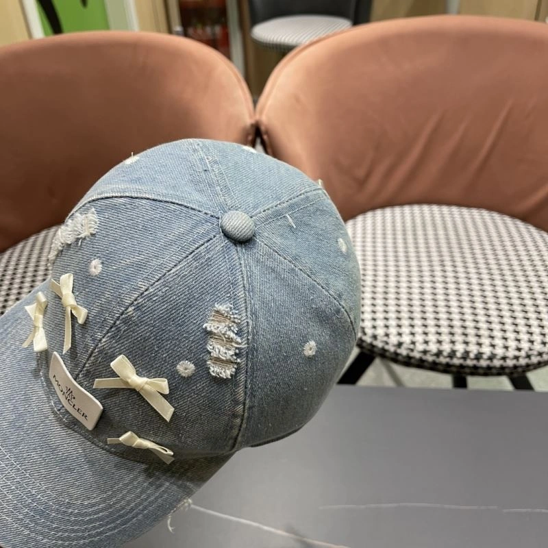 TechFriendly Moncler Caps 257372