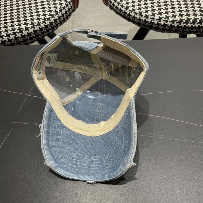 TechFriendly Moncler Caps 257372