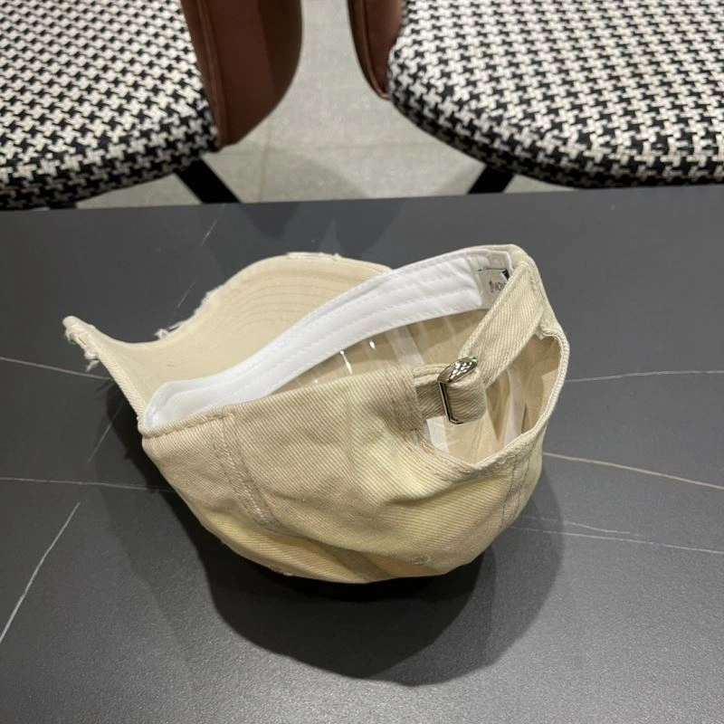 Comfortable Moncler Caps 257354