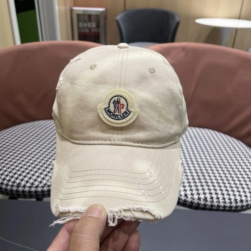 Comfortable Moncler Caps 257354