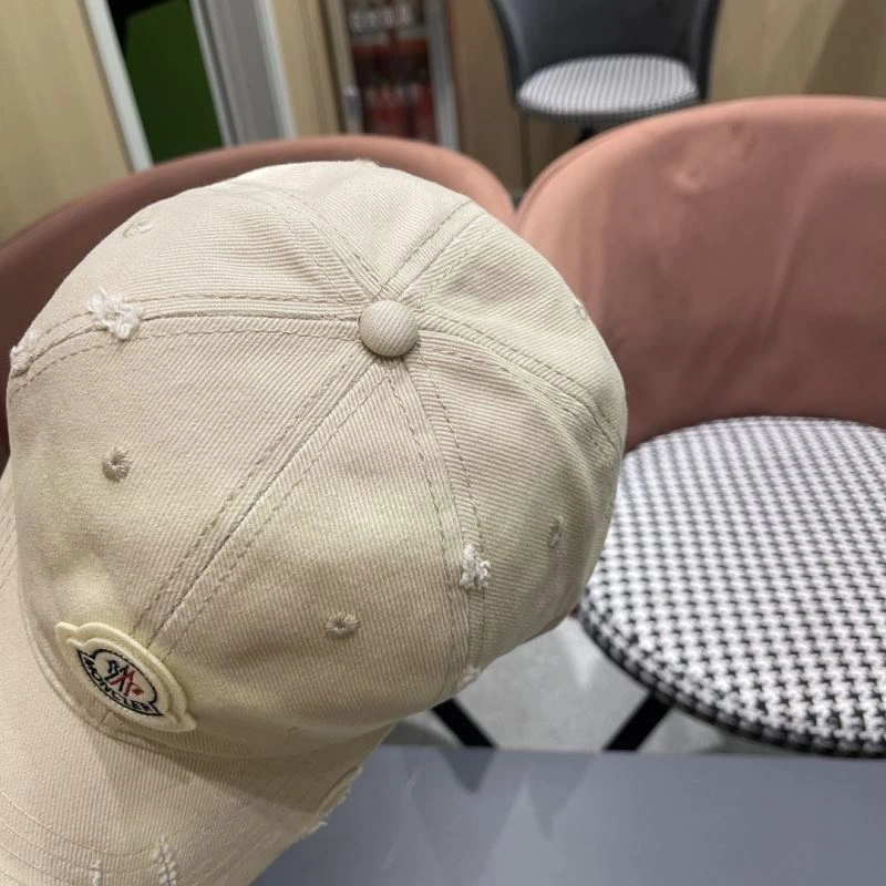Comfortable Moncler Caps 257354