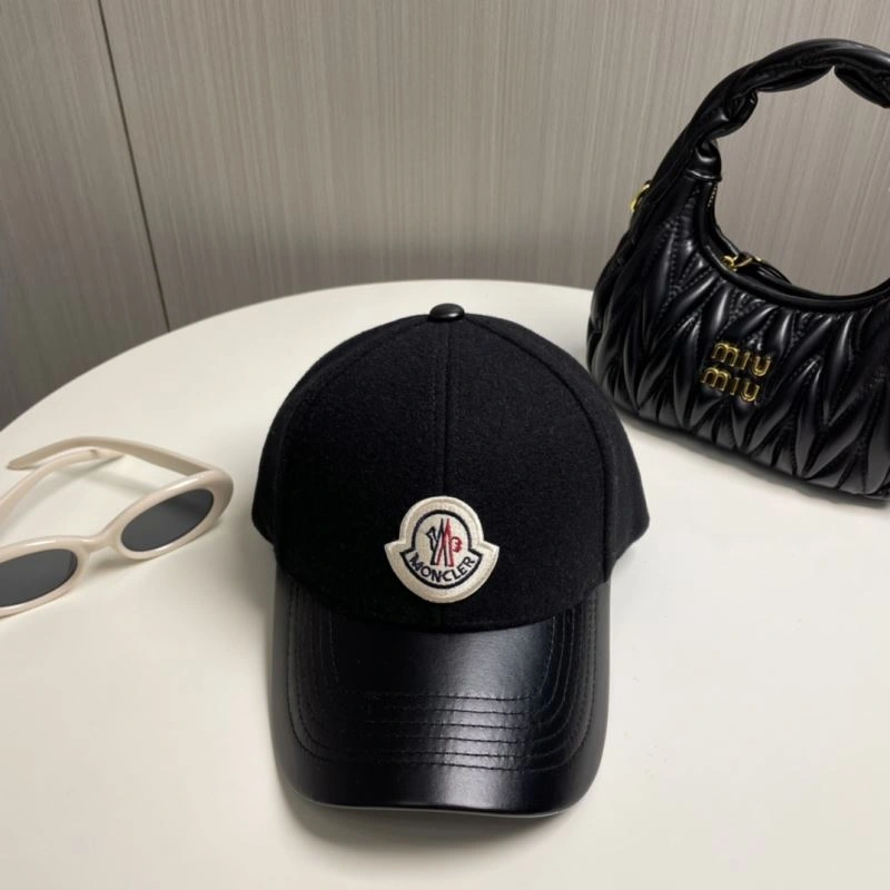 Moncler Caps UrbanChic 257340