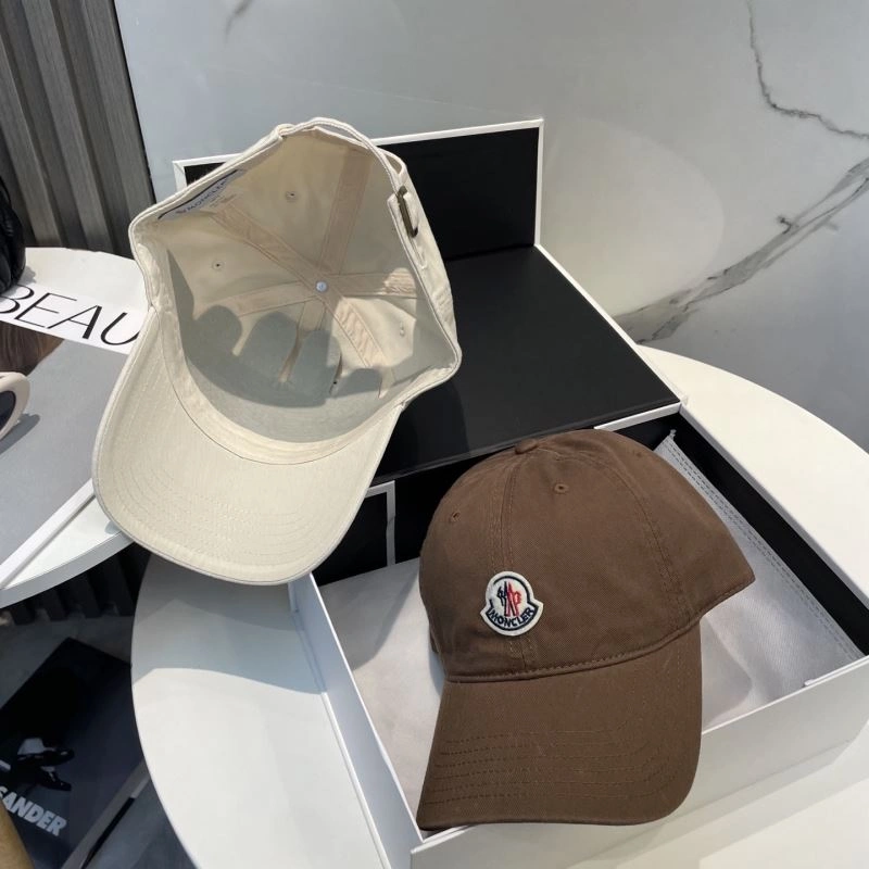 Moncler Caps Bright 257337