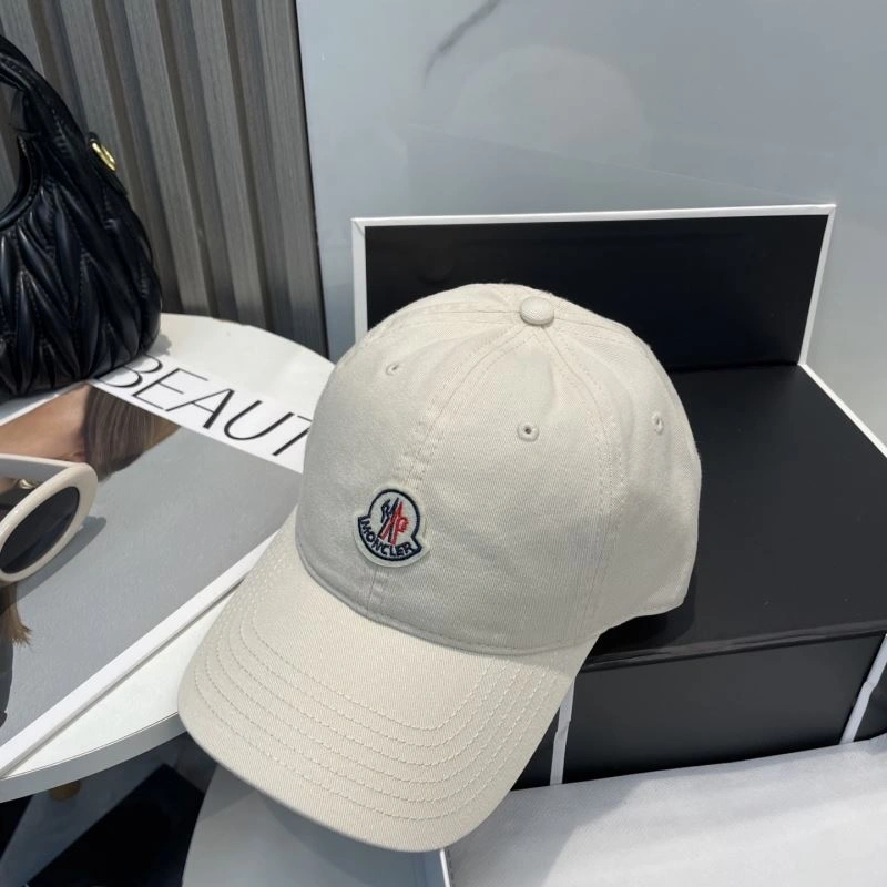 Moncler Caps Bright 257337