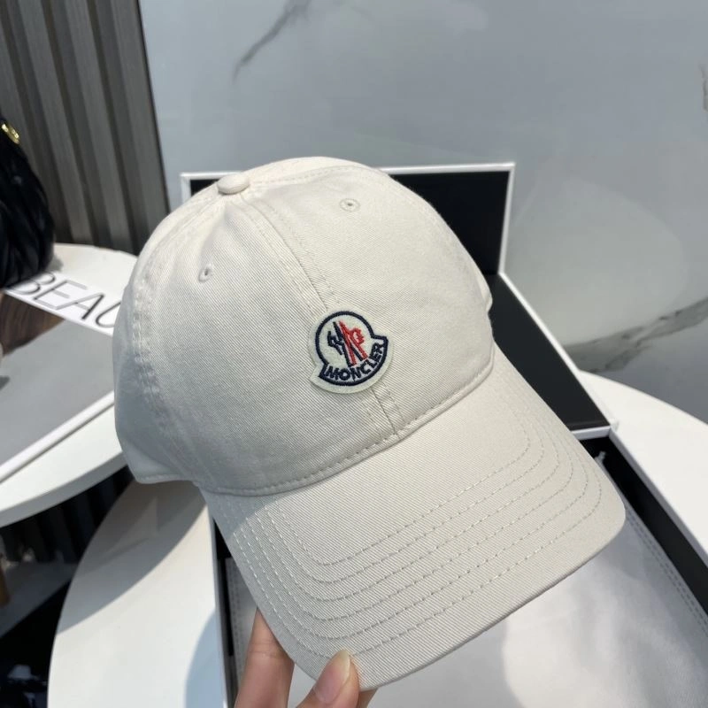 Moncler Caps Bright 257337