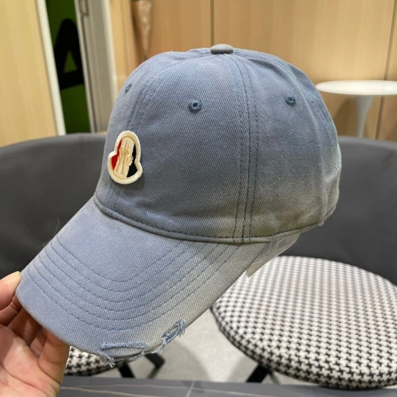 Contemporary Moncler Caps 257335