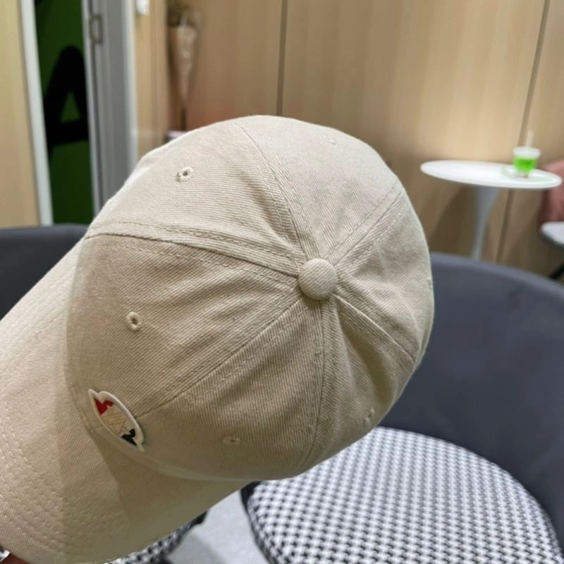 Moncler Caps GoAnywhere 257333