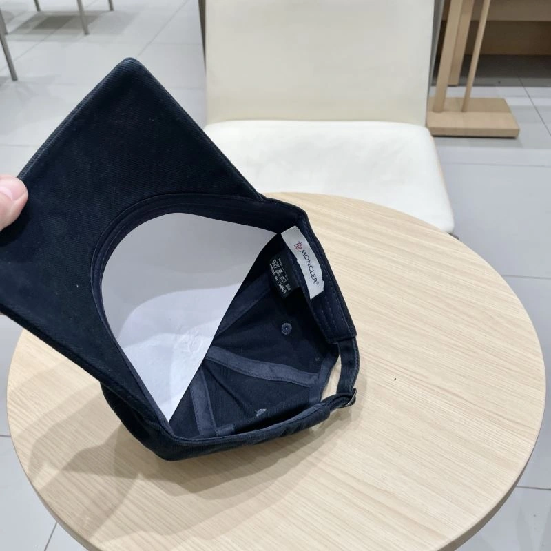 Moncler Caps MoistureWicking 257331