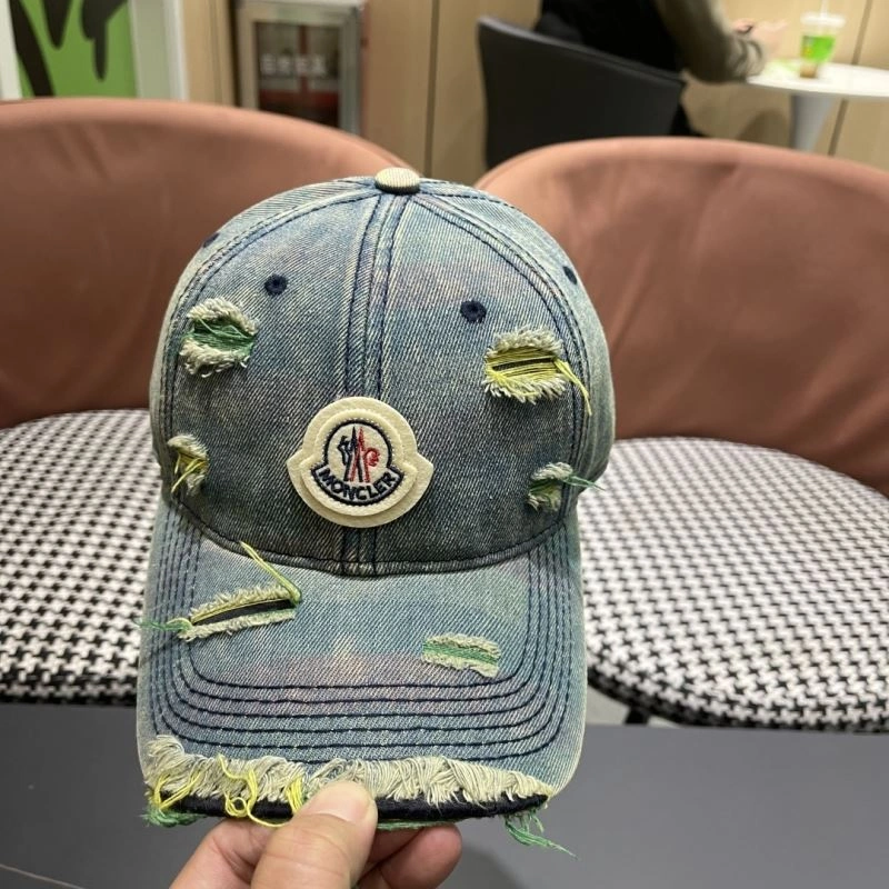 Moncler Caps AllSeason 261658