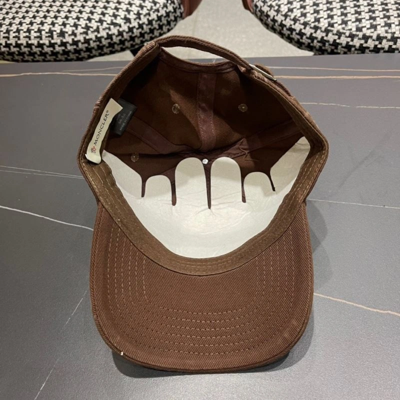 Moncler Caps Snug 261654