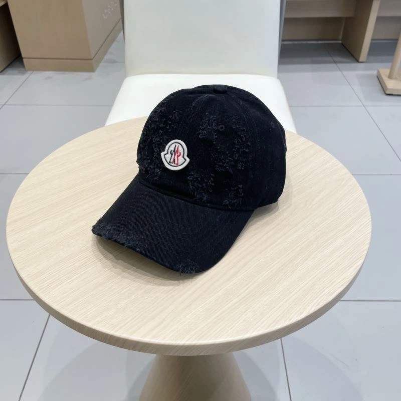 Moncler Caps Reliable 261652