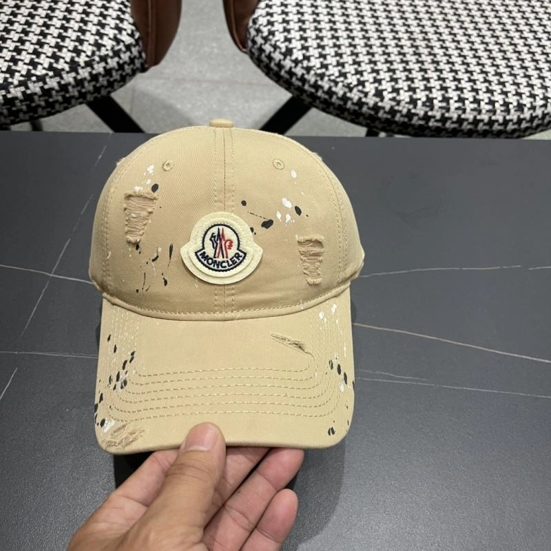 Comfortable Moncler Caps 261653