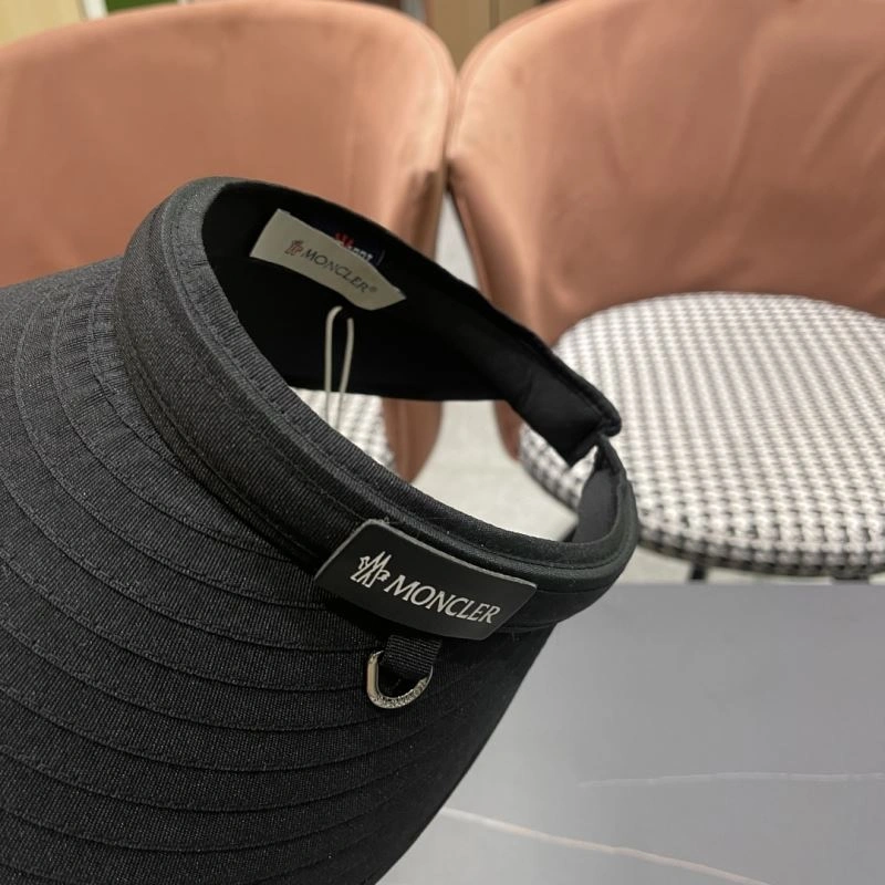 Moncler Caps Colorful 261649