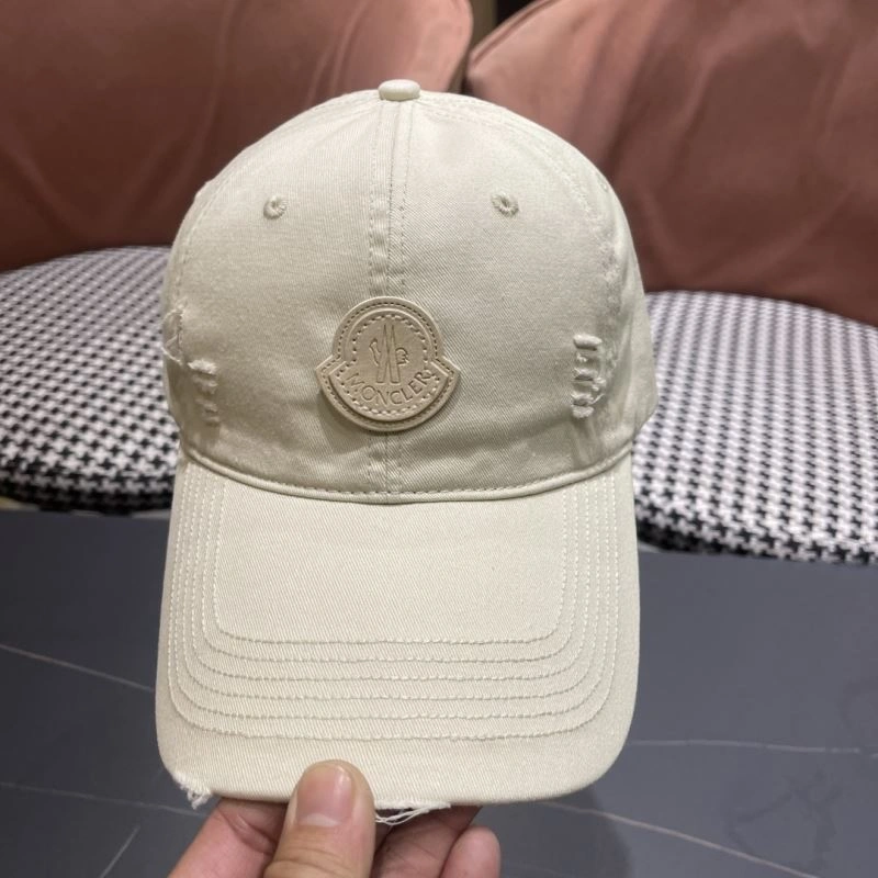 Moncler Caps Sophisticated 261647