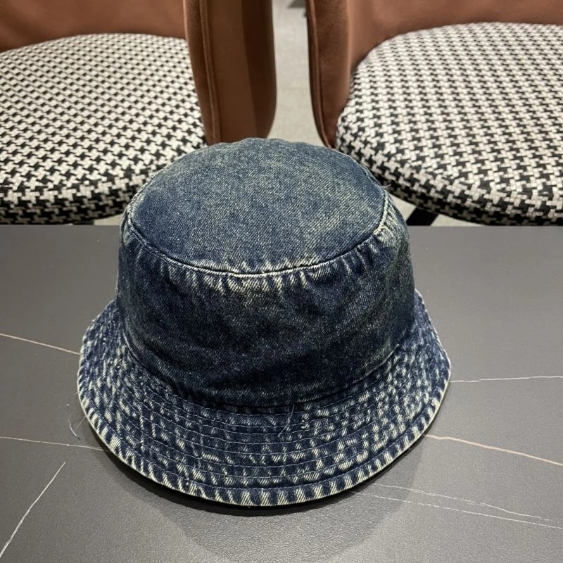 EyeCatching Moncler Caps 261645
