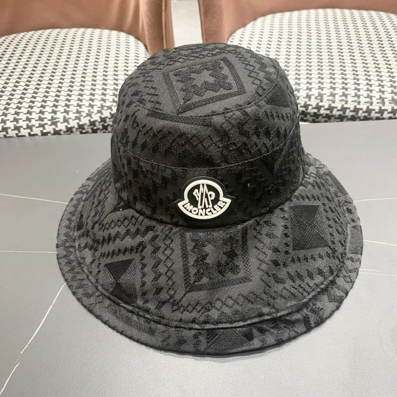 Moncler Caps Vibrant 261636