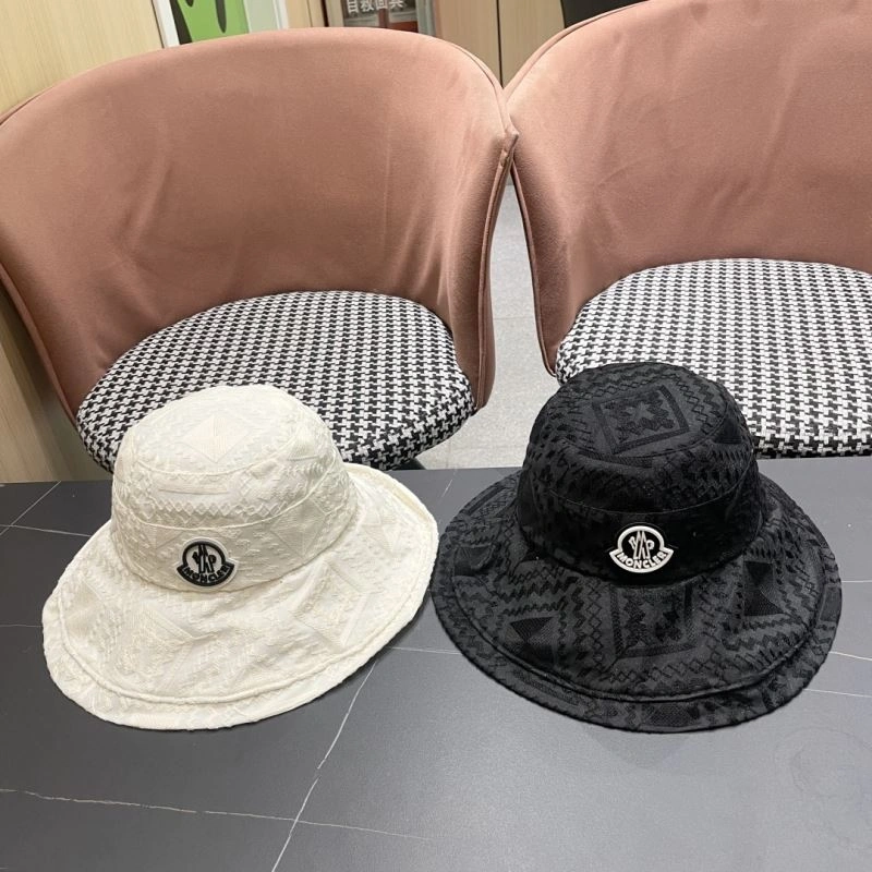 Moncler Caps Vibrant 261636