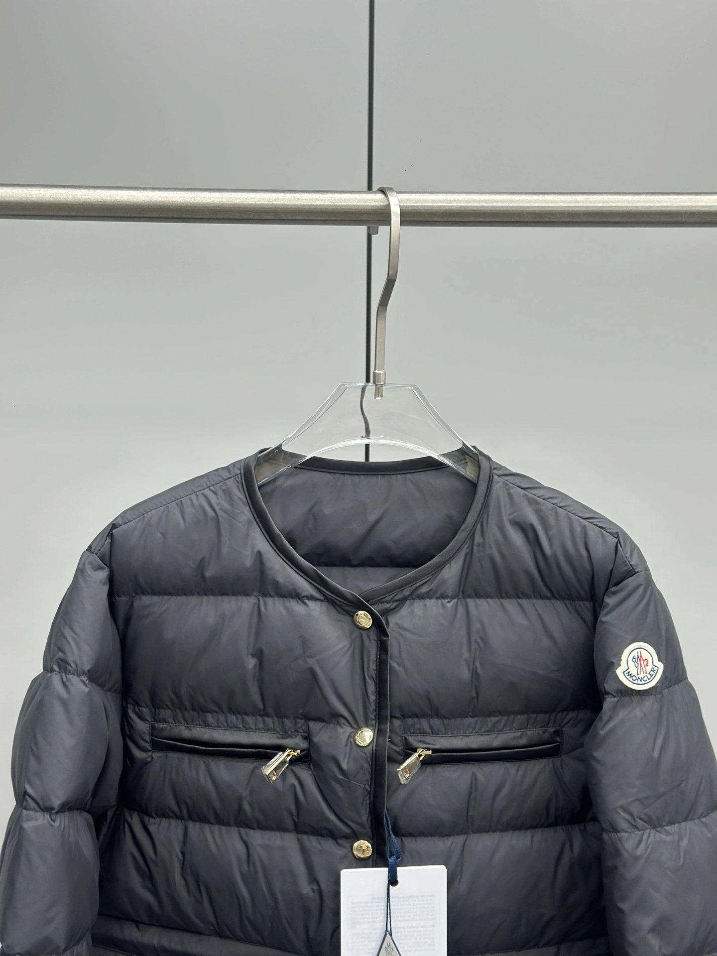 Moncler Down Jackets Snug 146704