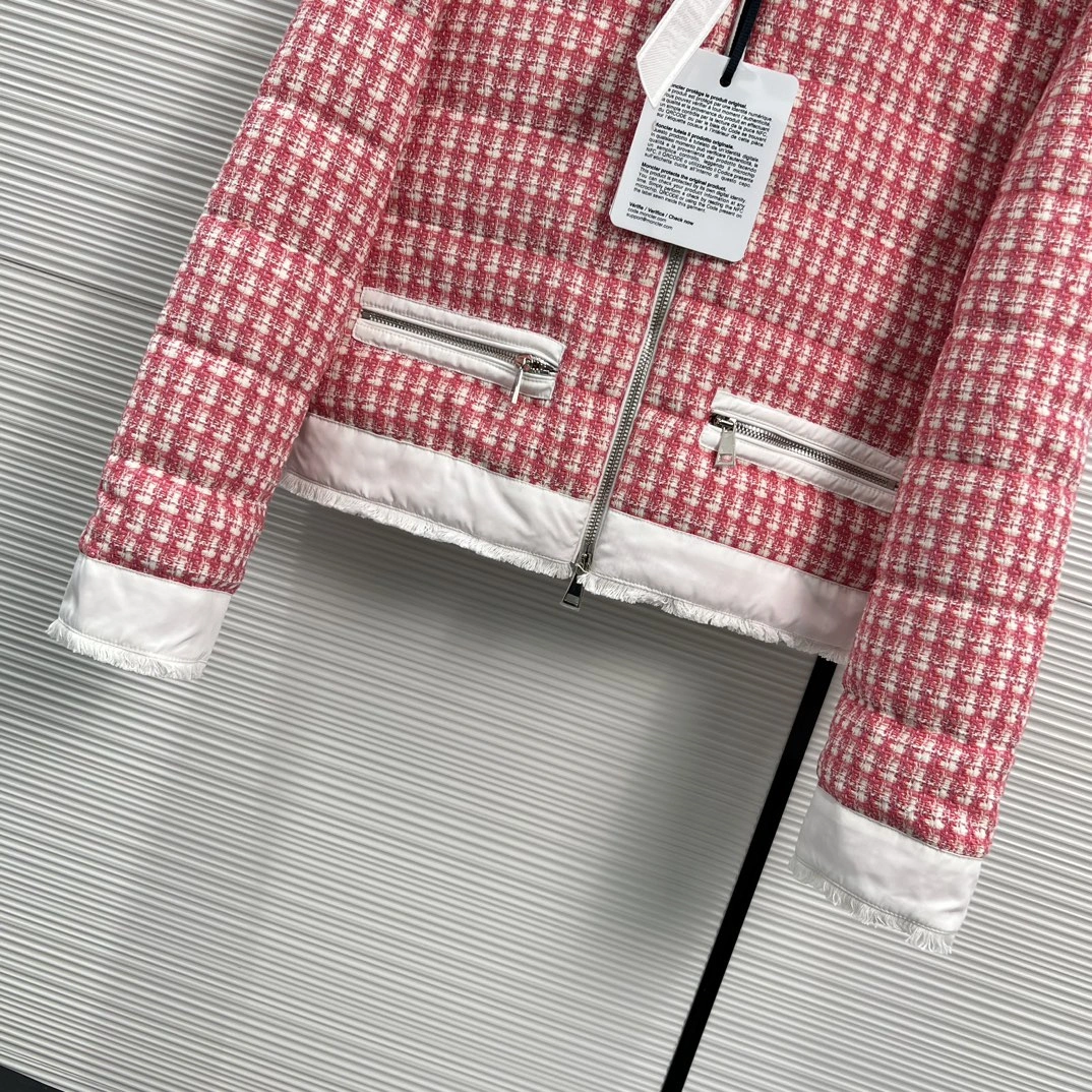Versatile Moncler Down Jackets 146693