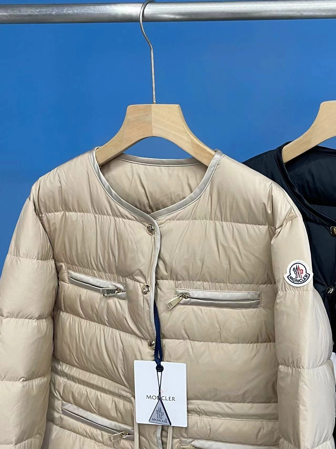Moncler Down Jackets Popular 146694