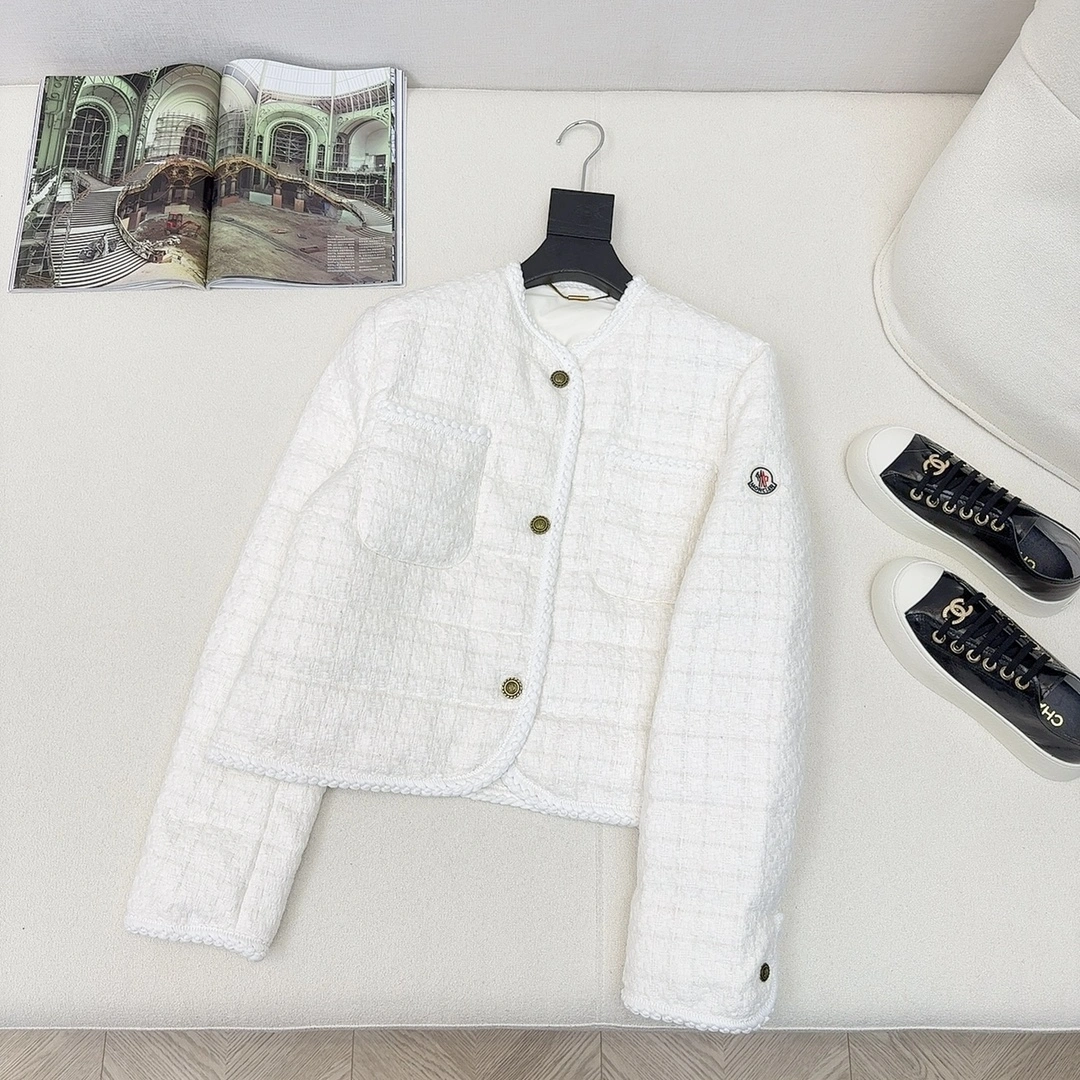Sophisticated Moncler Down Jackets 146708