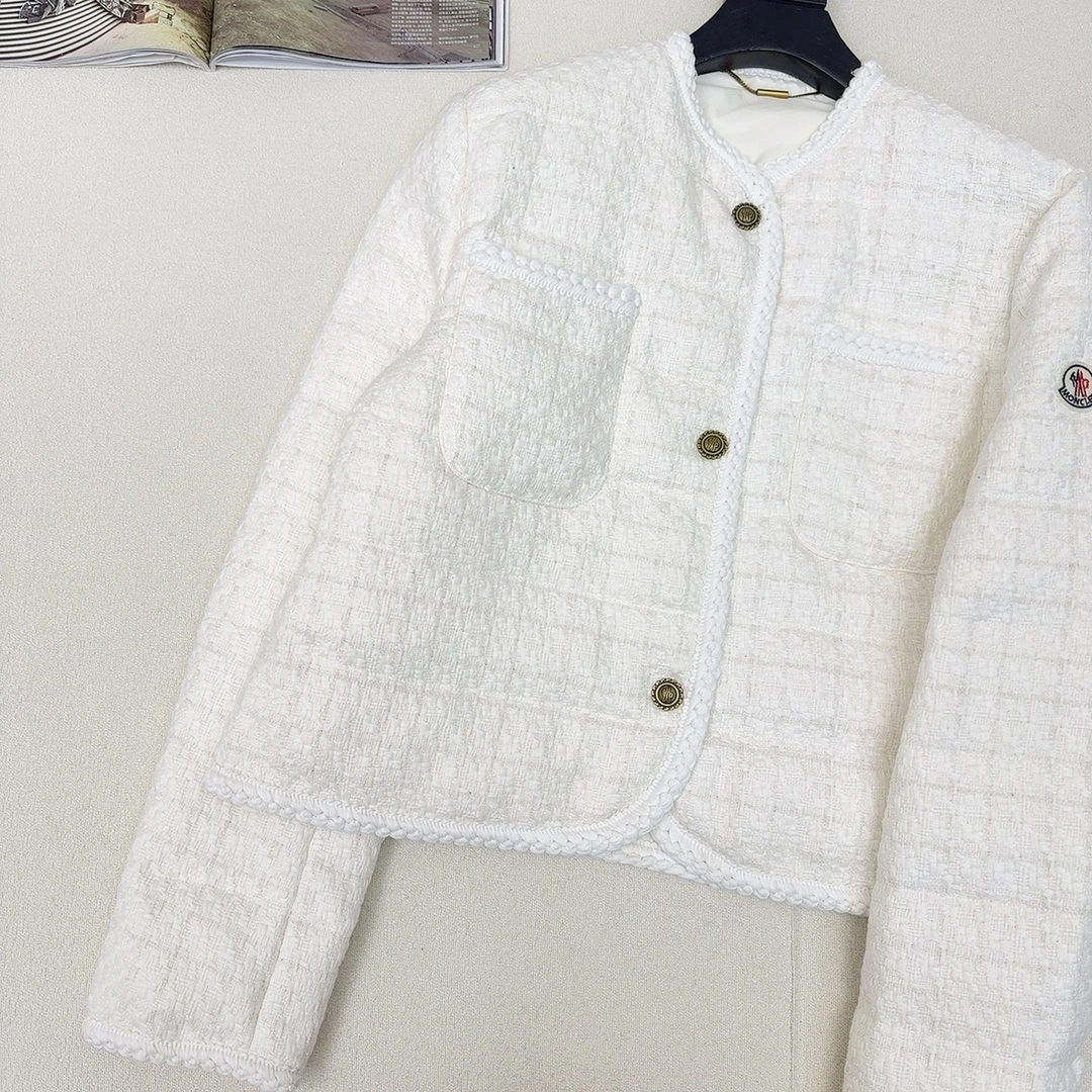 Sophisticated Moncler Down Jackets 146708
