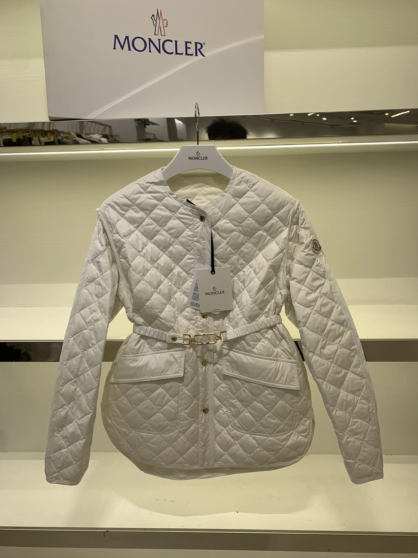 Supportive Moncler Down Jackets 146686