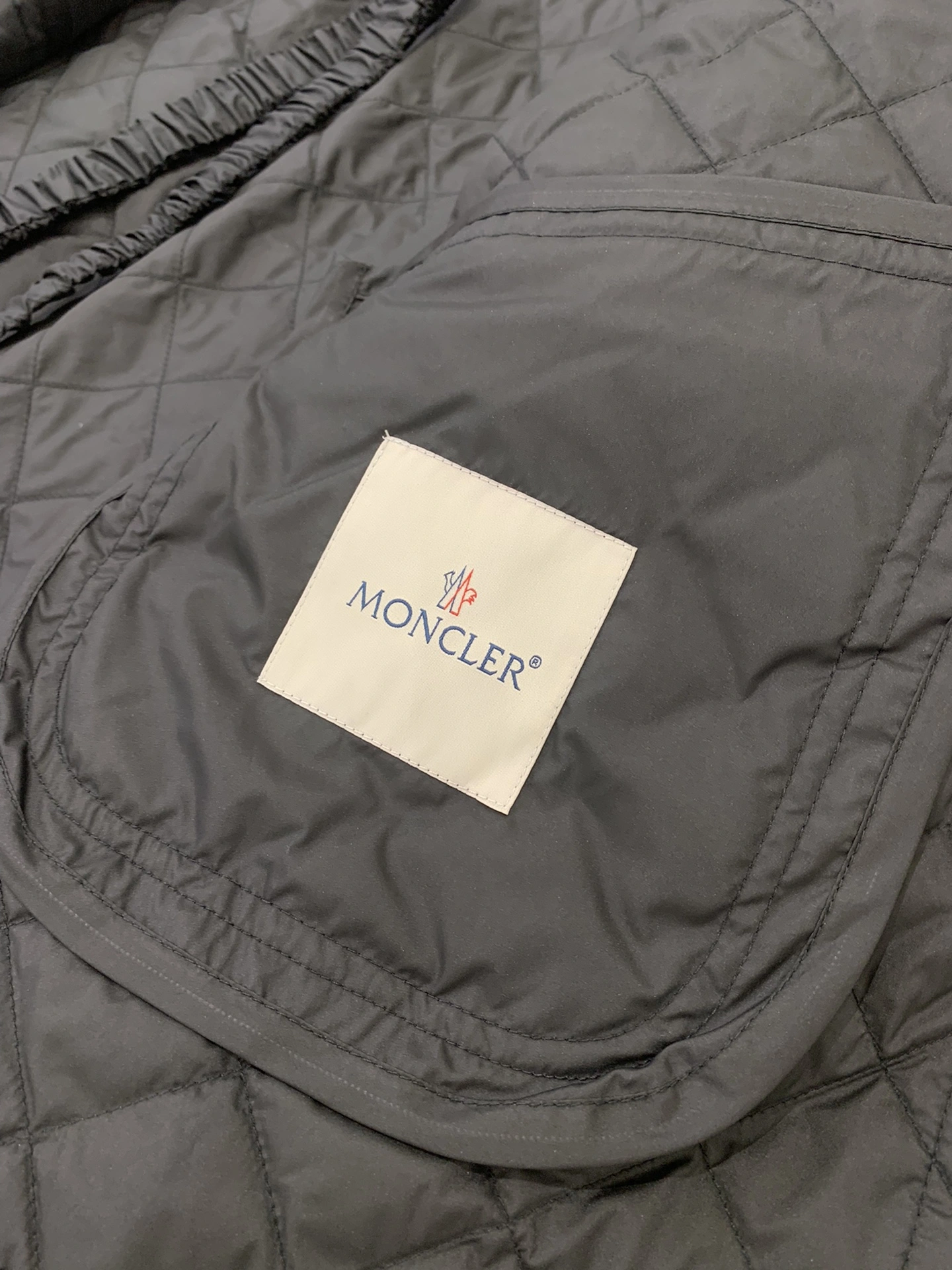 Moncler Down Jackets Popular 146685