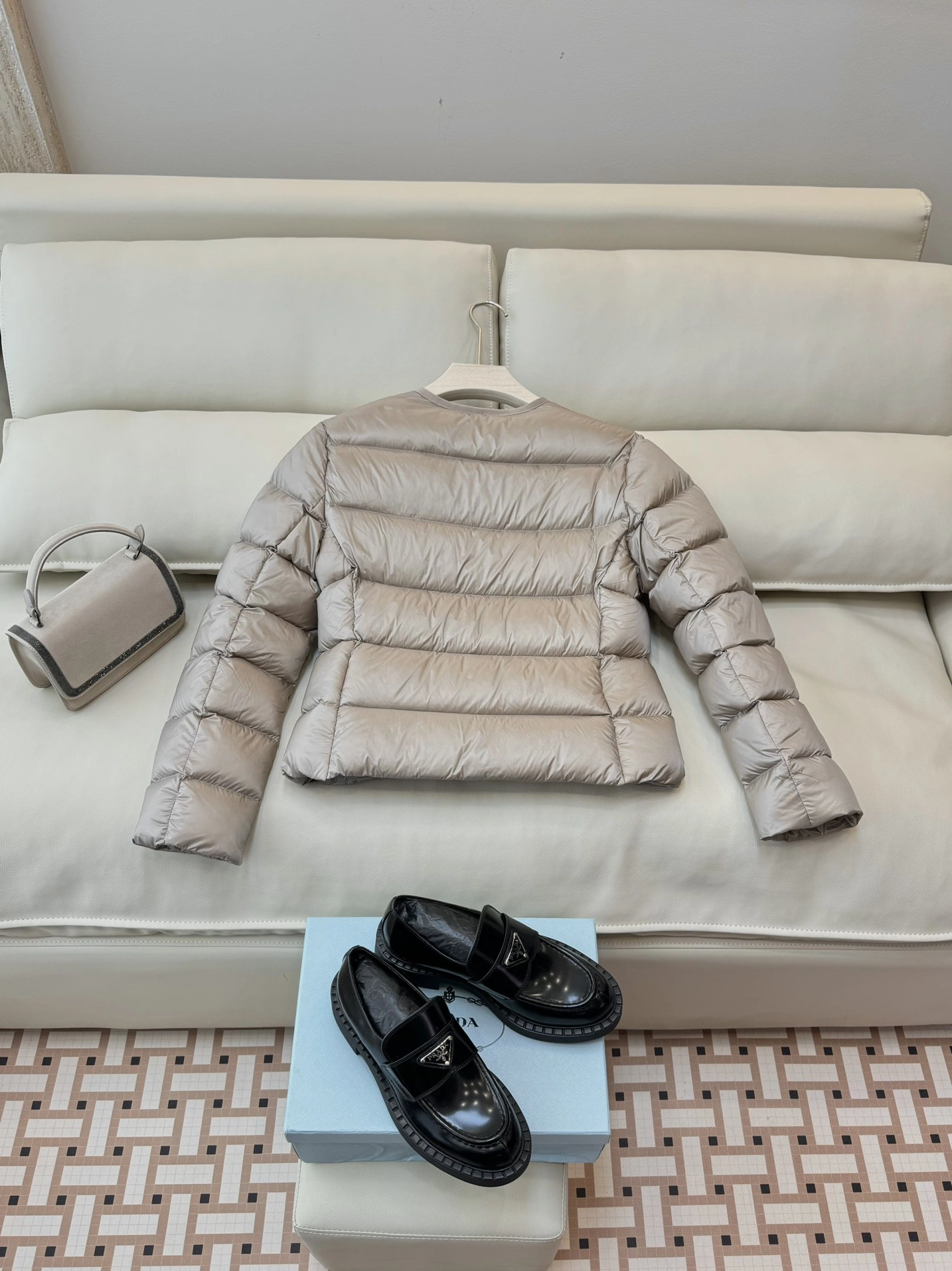 FashionForward Moncler Down Jackets 146682