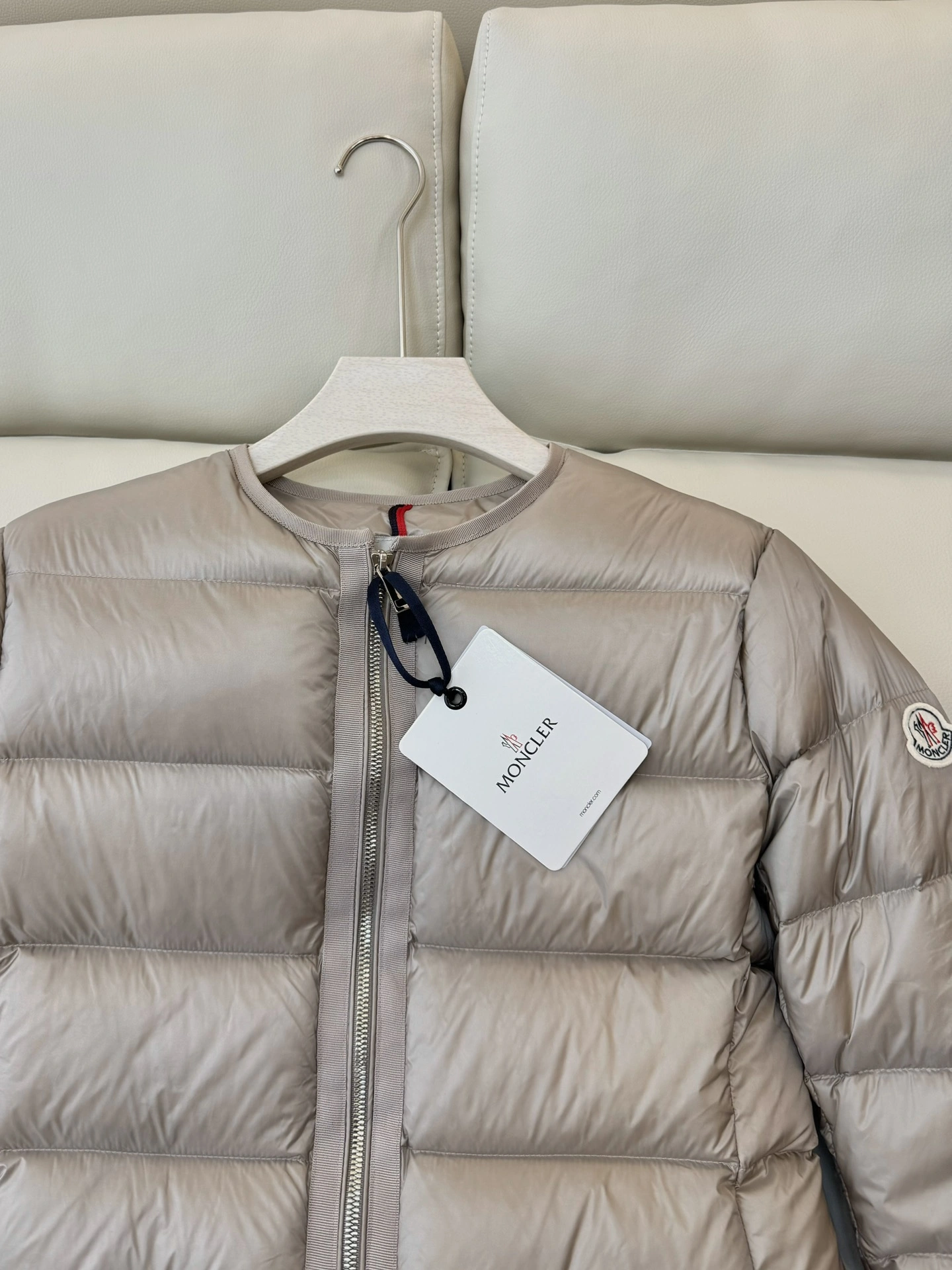 FashionForward Moncler Down Jackets 146682