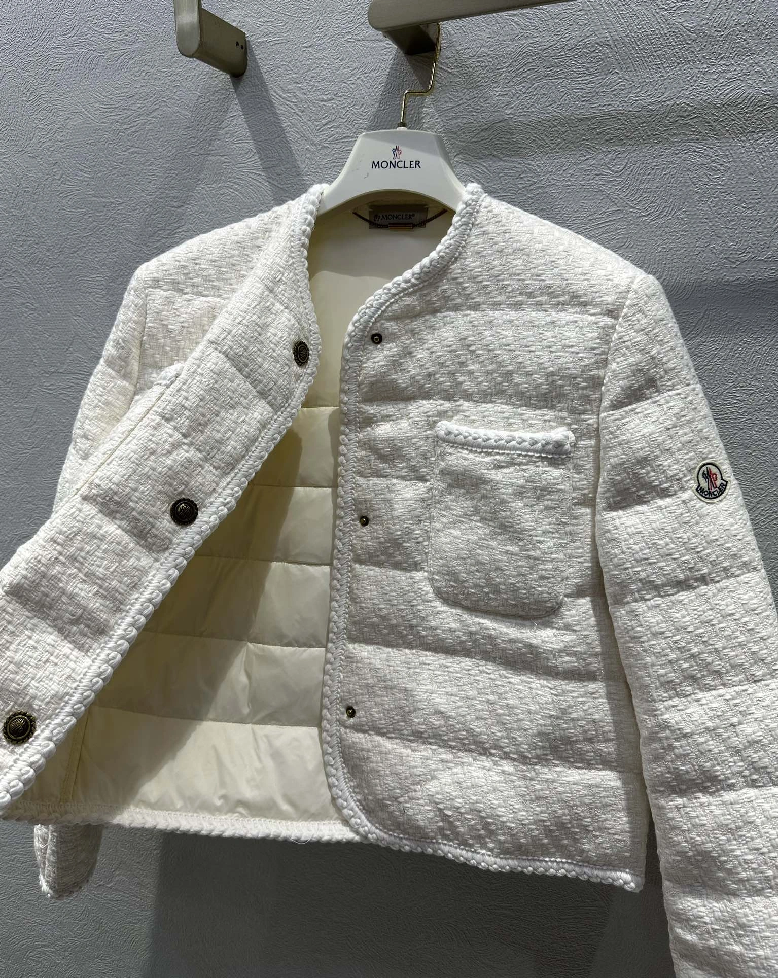 Effortless Moncler Down Jackets 146677