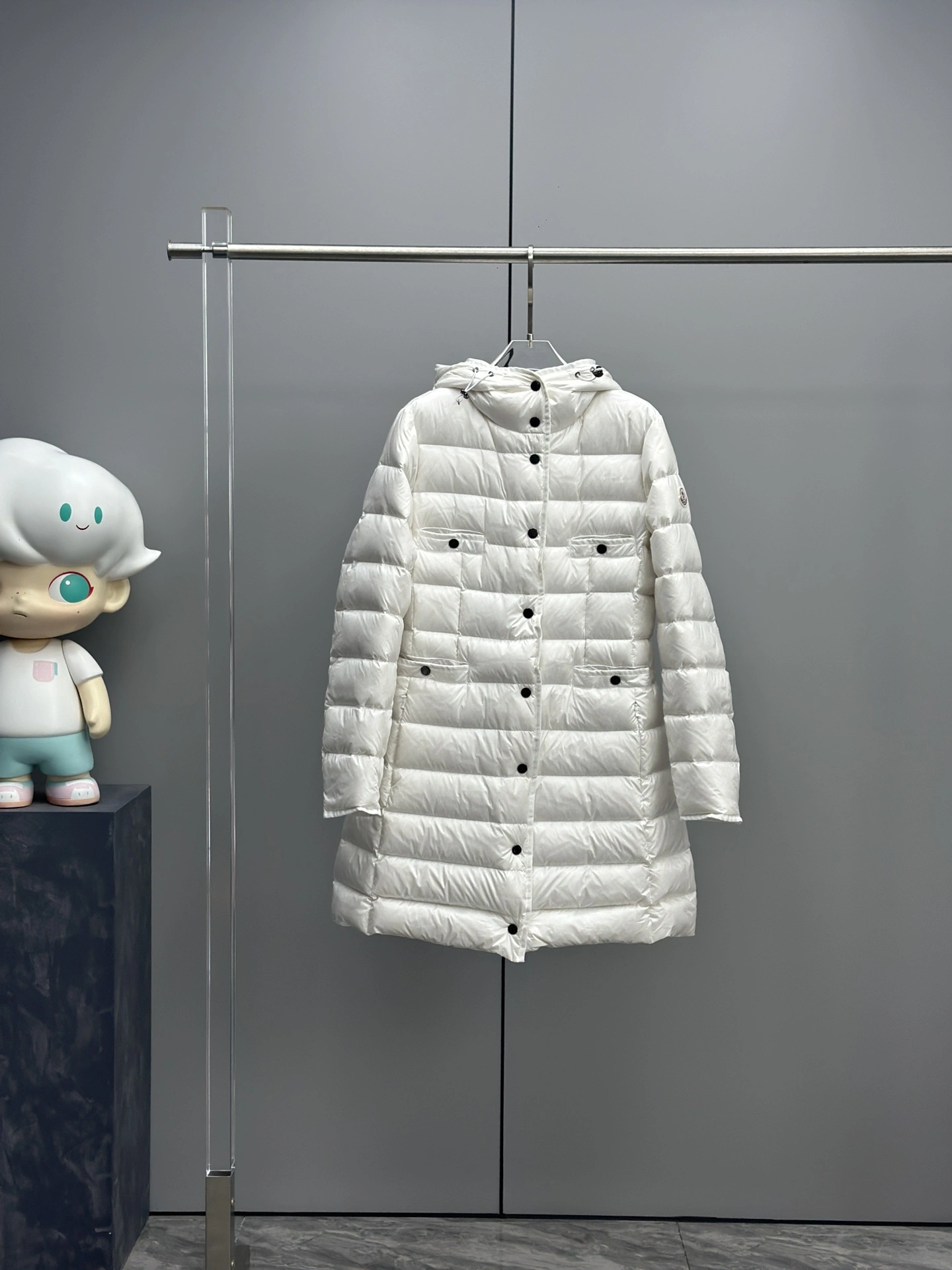 Moncler Down Jackets Unisex 146665