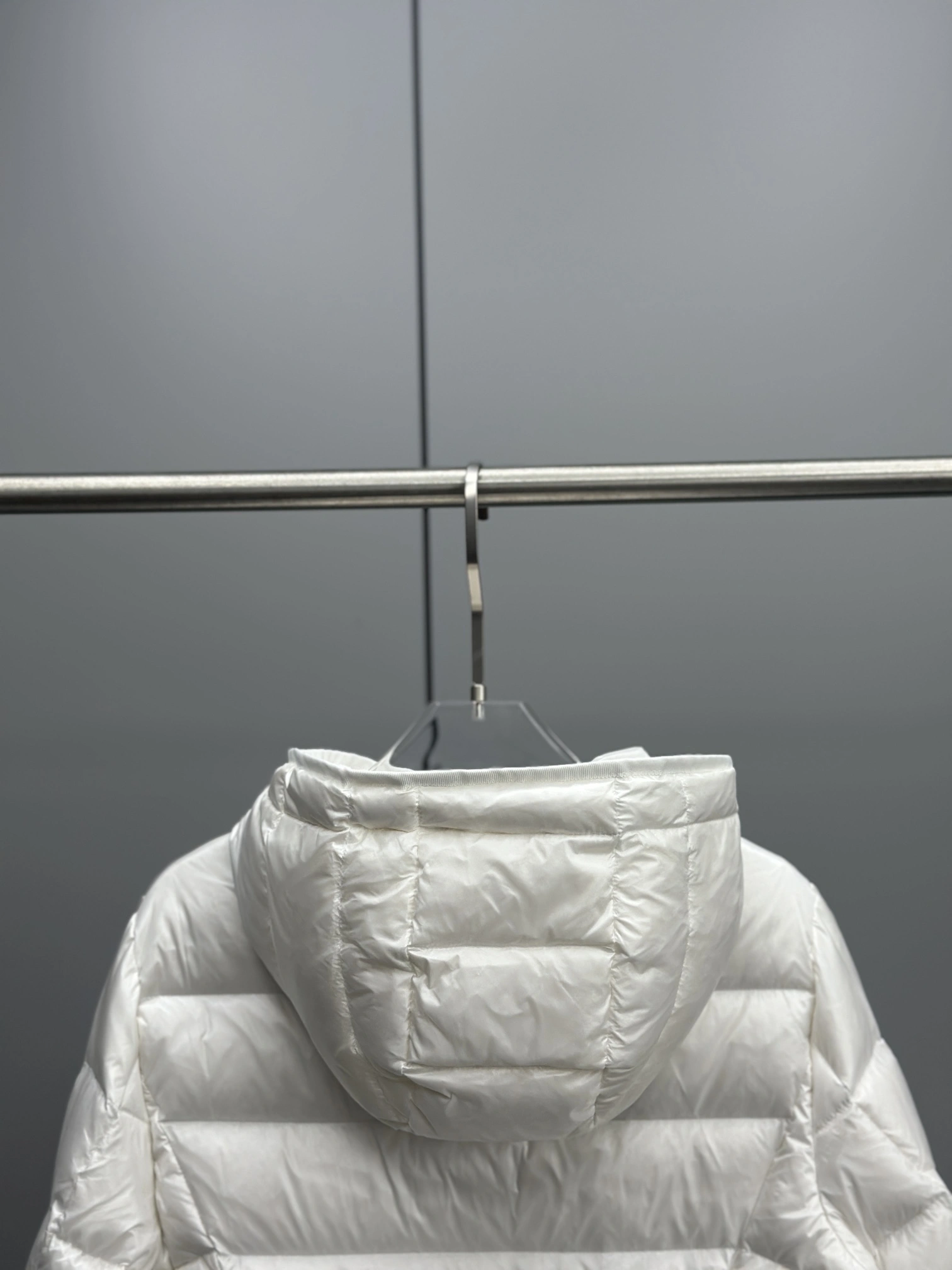 Moncler Down Jackets Unisex 146665