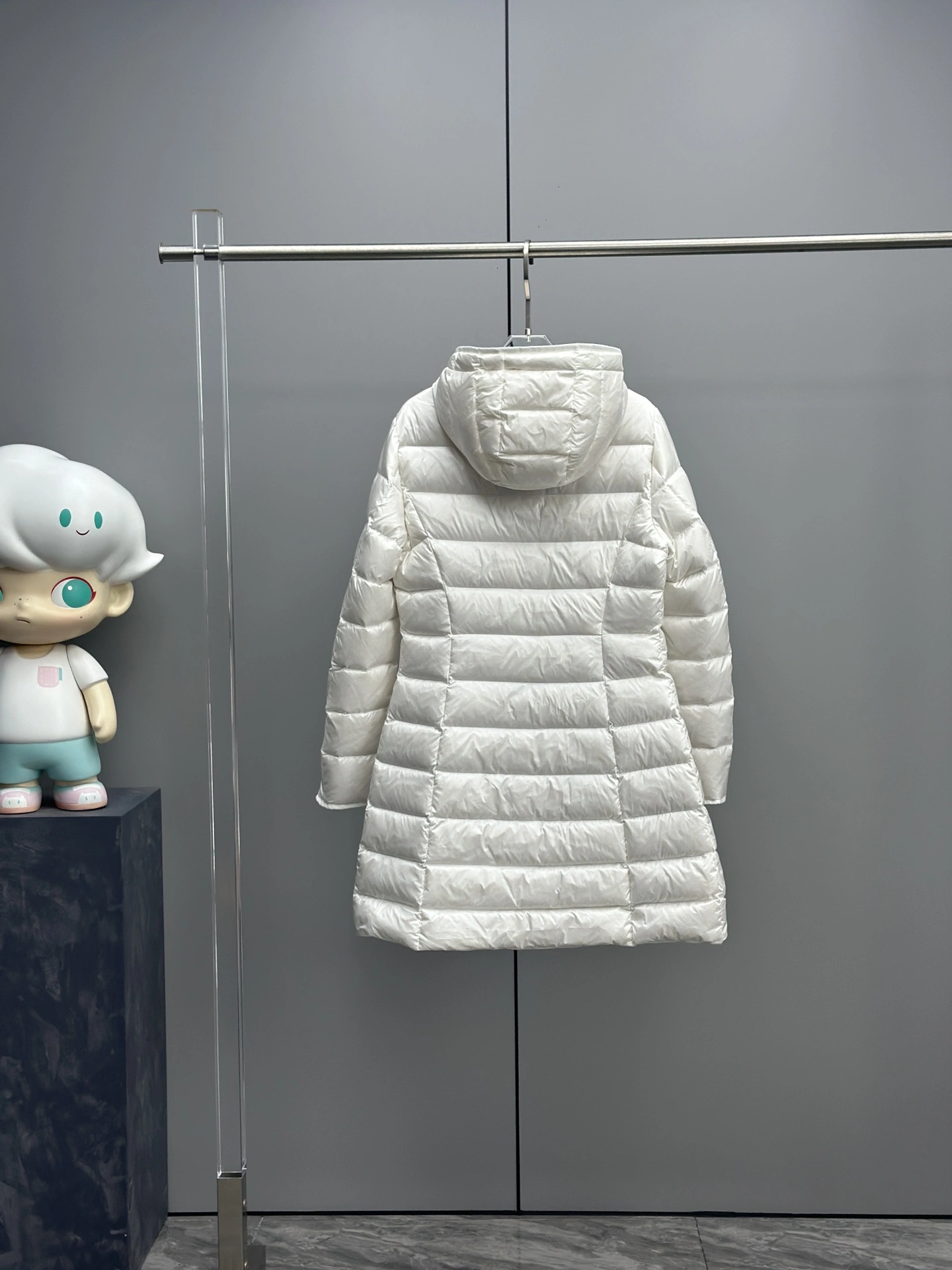 Moncler Down Jackets Unisex 146665