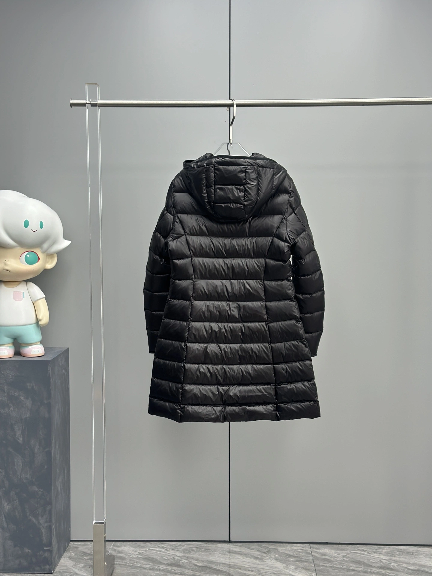 Functional Moncler Down Jackets 146660