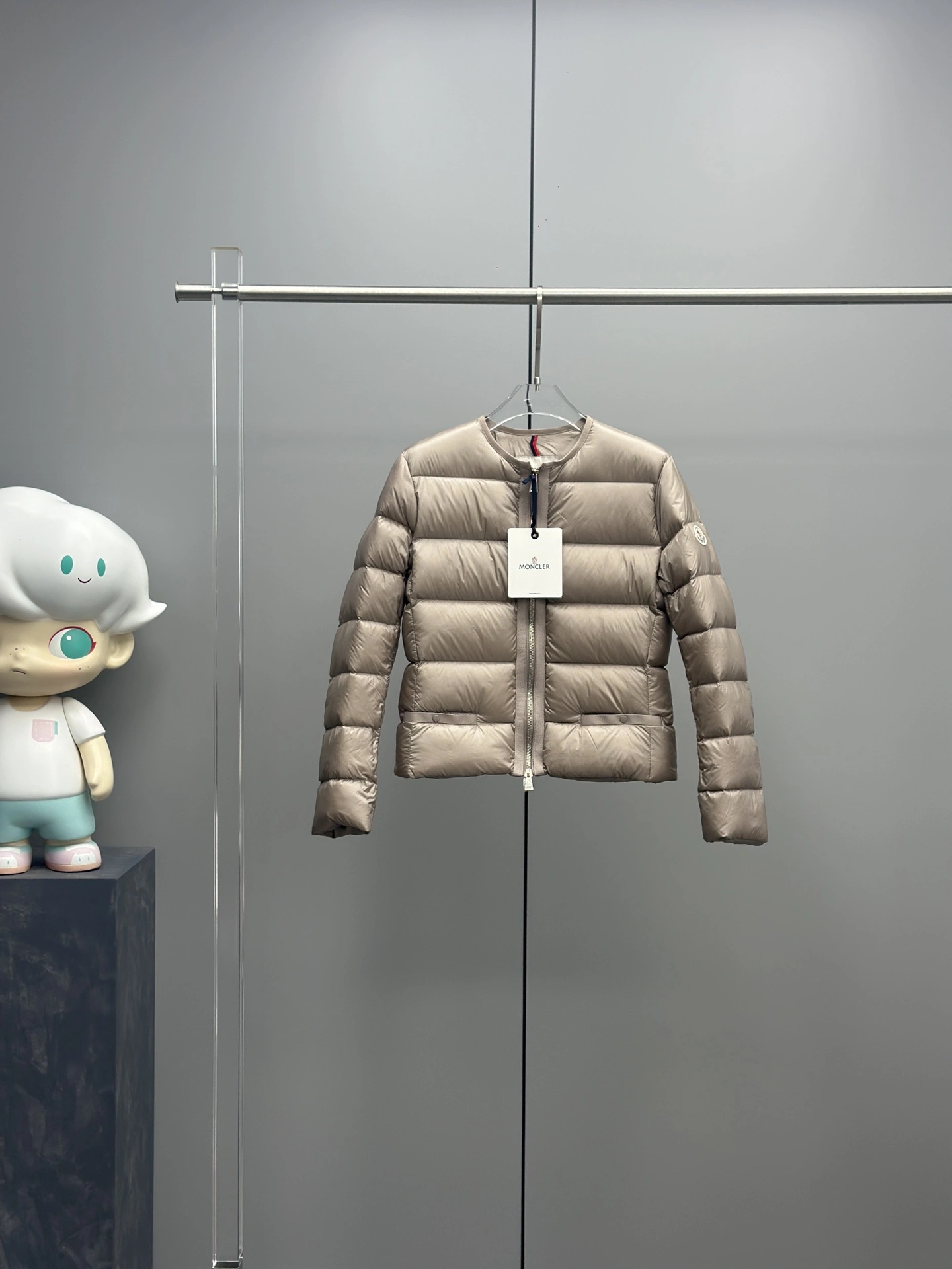 Moncler Down Jackets FlexibleFit 146679