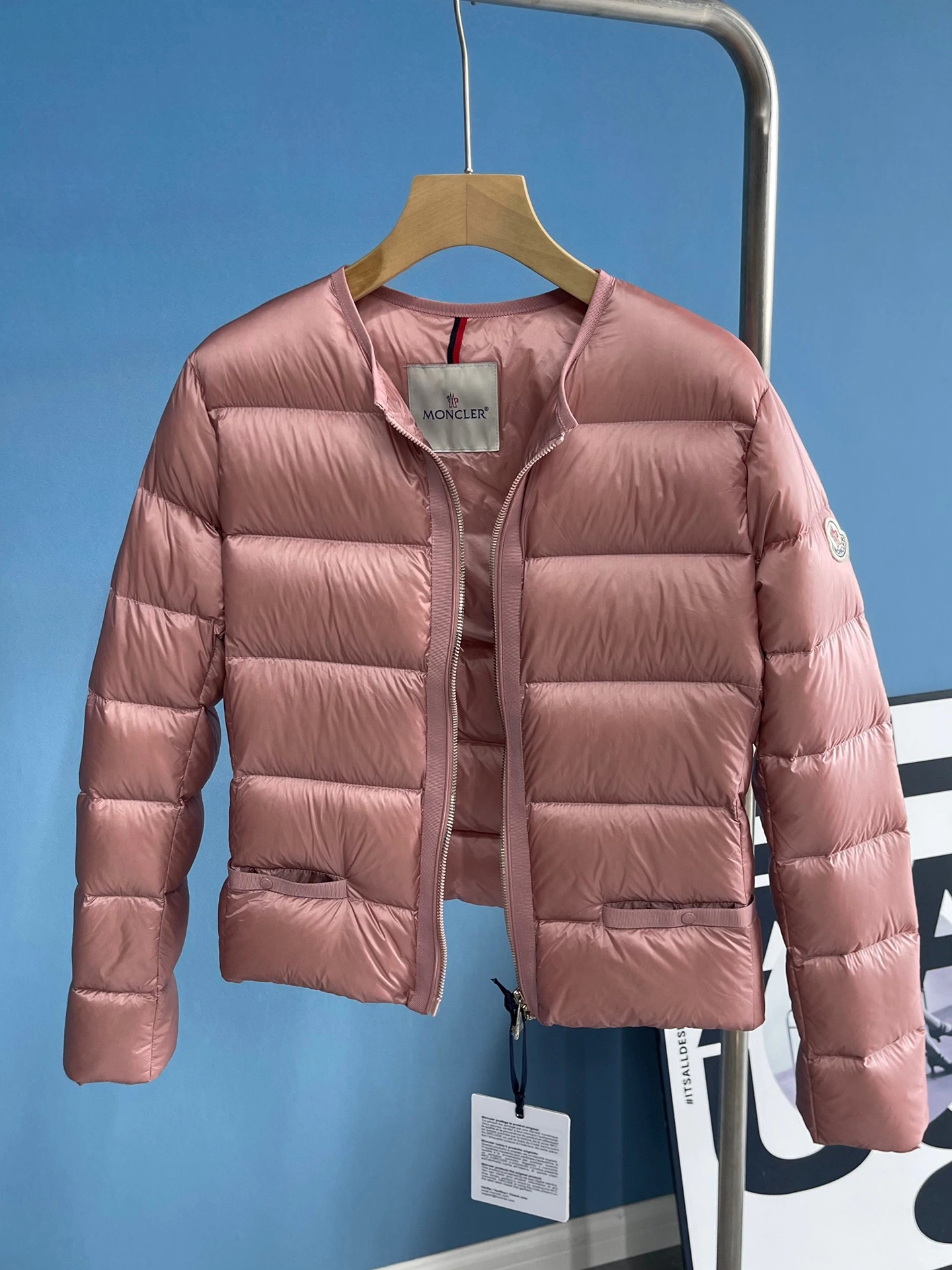 Moncler Down Jackets GoAnywhere 146674