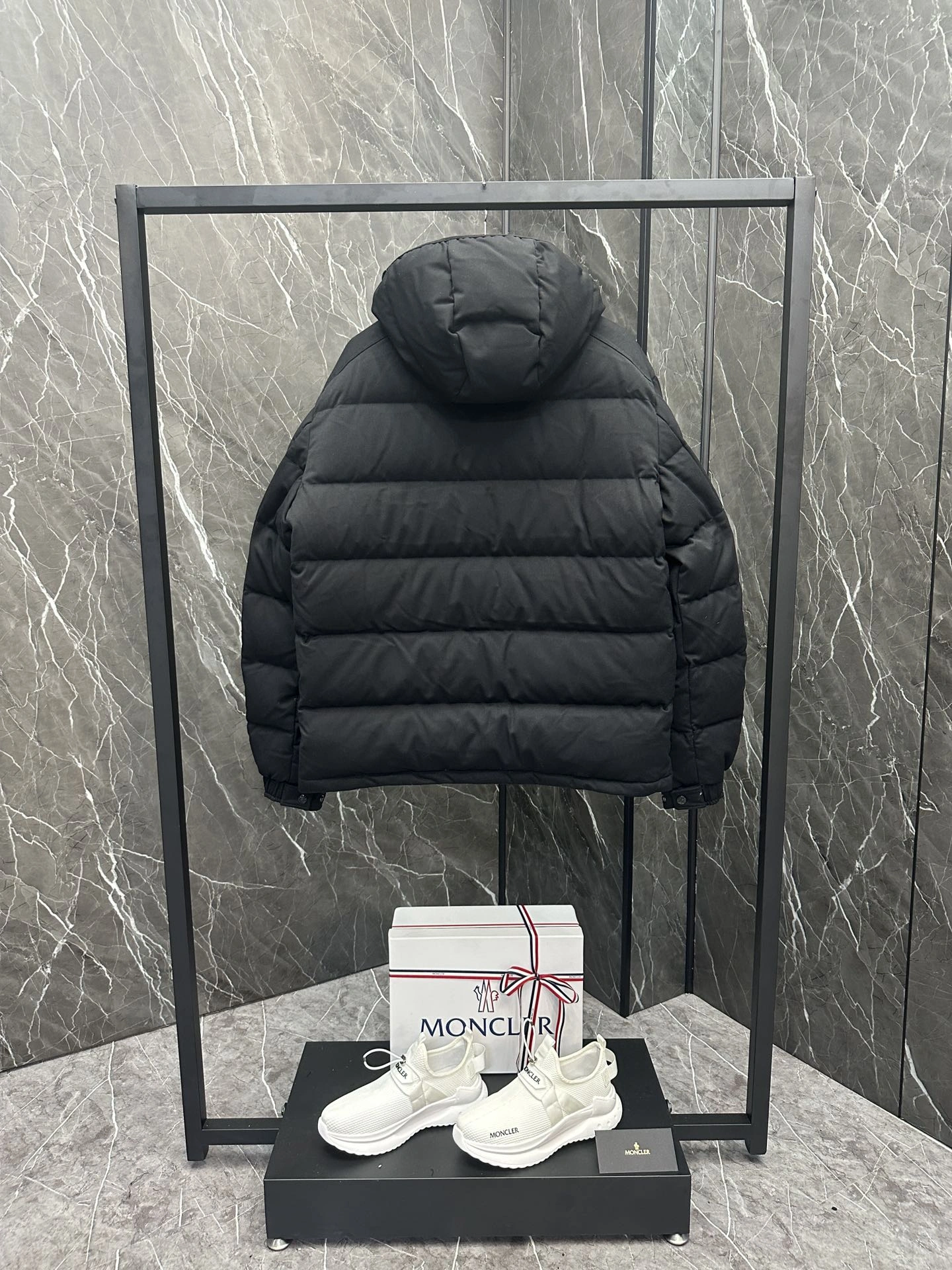 Moncler Down Jackets Affordable 146657
