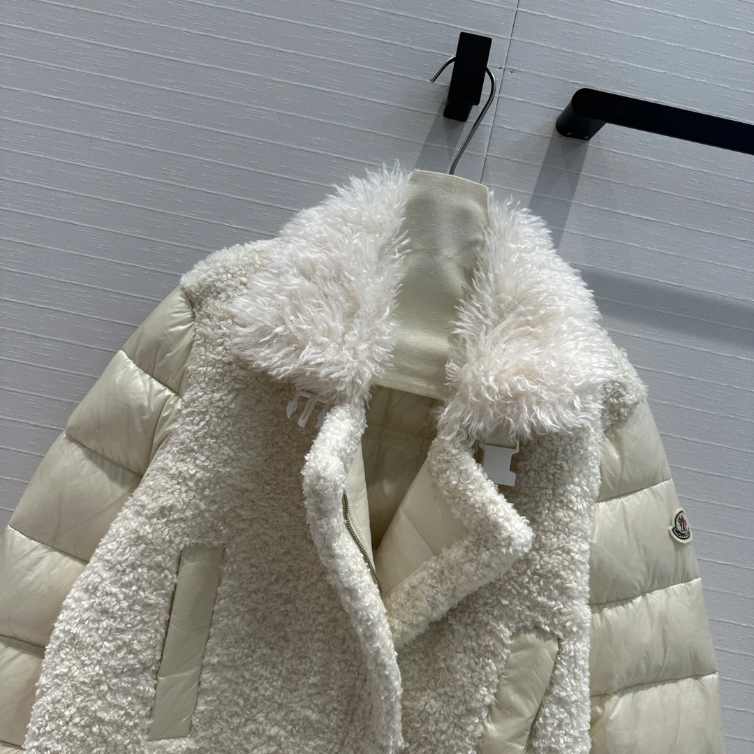 Moncler Down Jackets DailyWear 146658