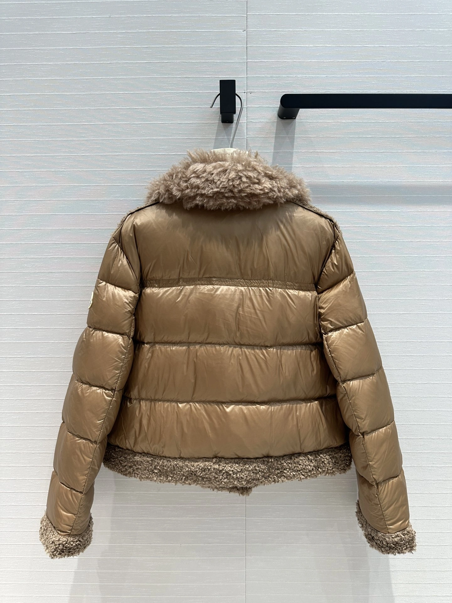 WellDesigned Moncler Down Jackets 146661
