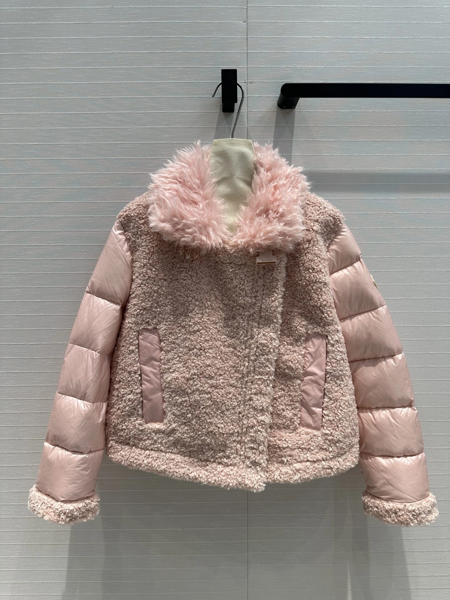 Moncler Down Jackets Premium 146659
