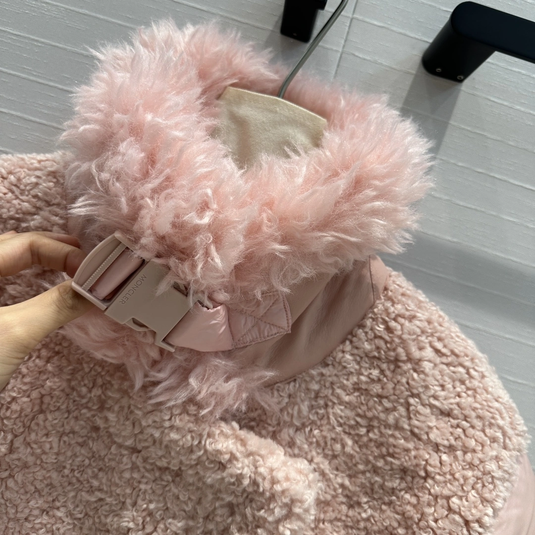 Moncler Down Jackets Premium 146659