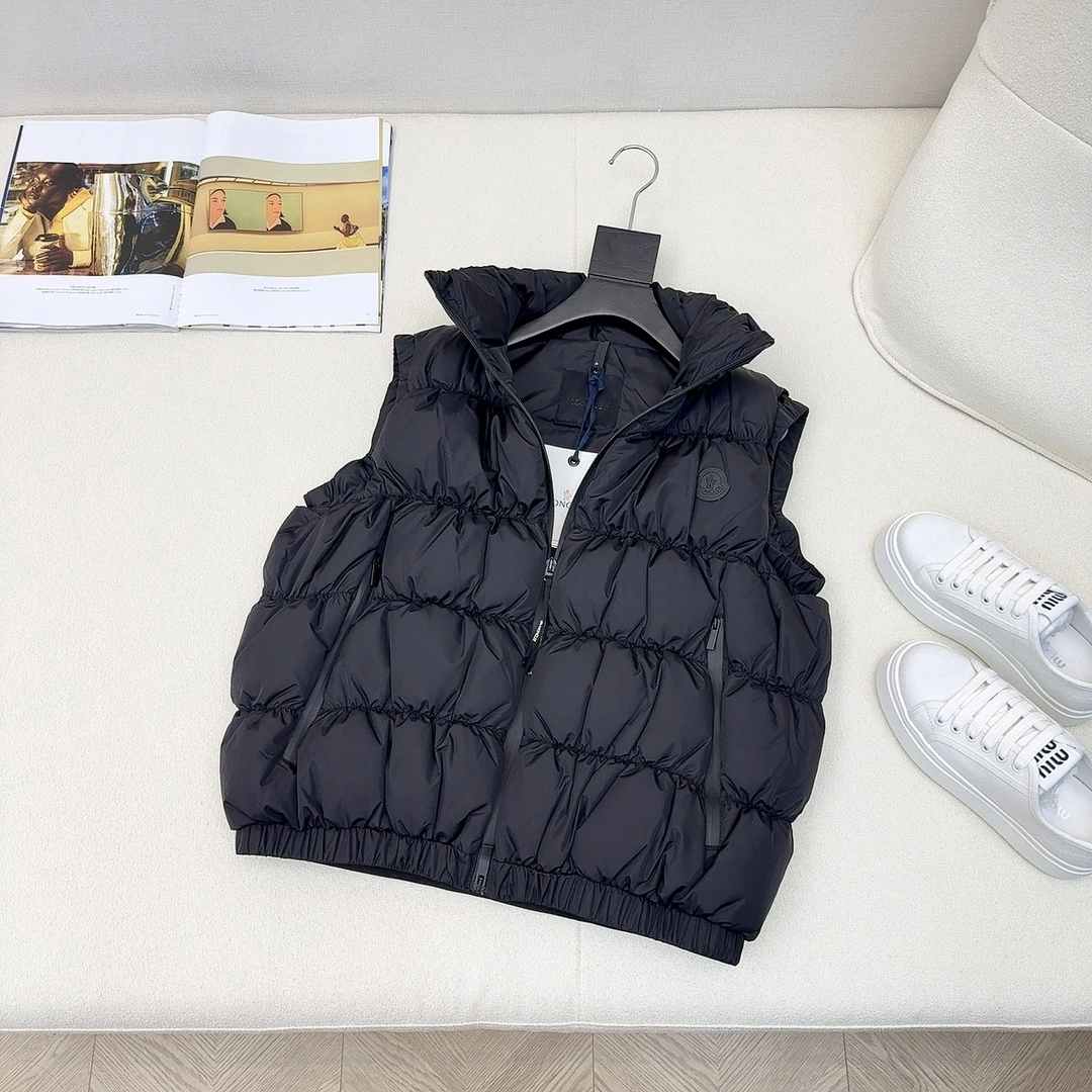 Moncler Down Jackets HighQuality 146664