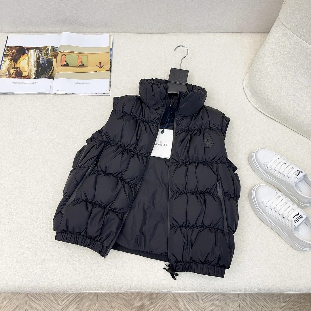Moncler Down Jackets HighQuality 146664