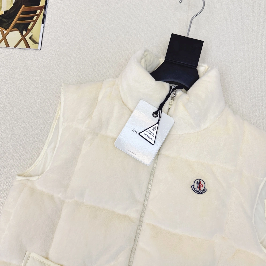 Moncler Down Jackets EasyCare 146673