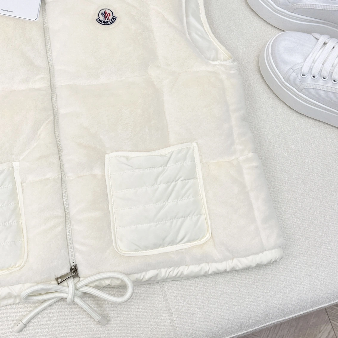 Moncler Down Jackets EasyCare 146673