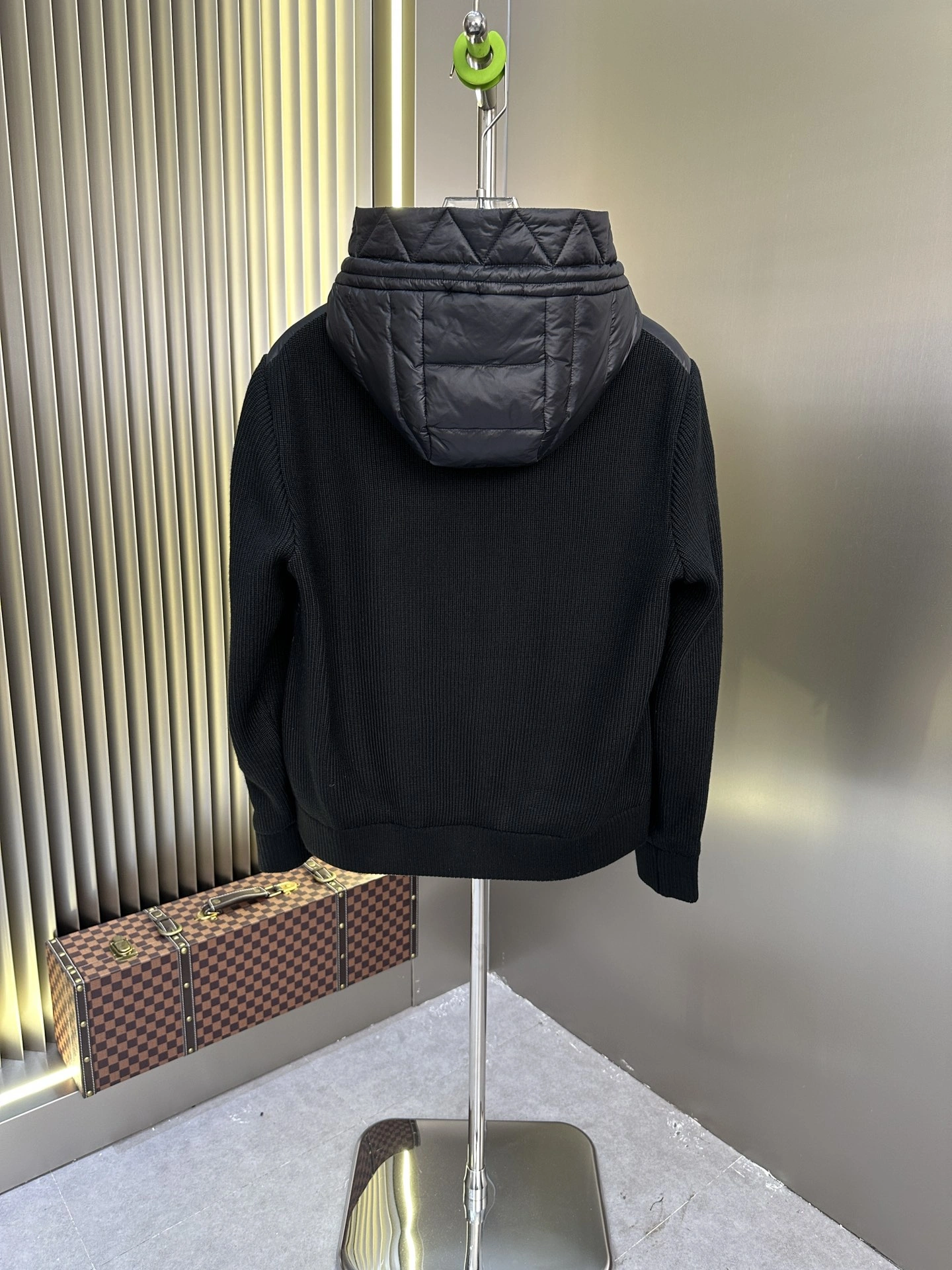 SportInspired Moncler Down Jackets 146681