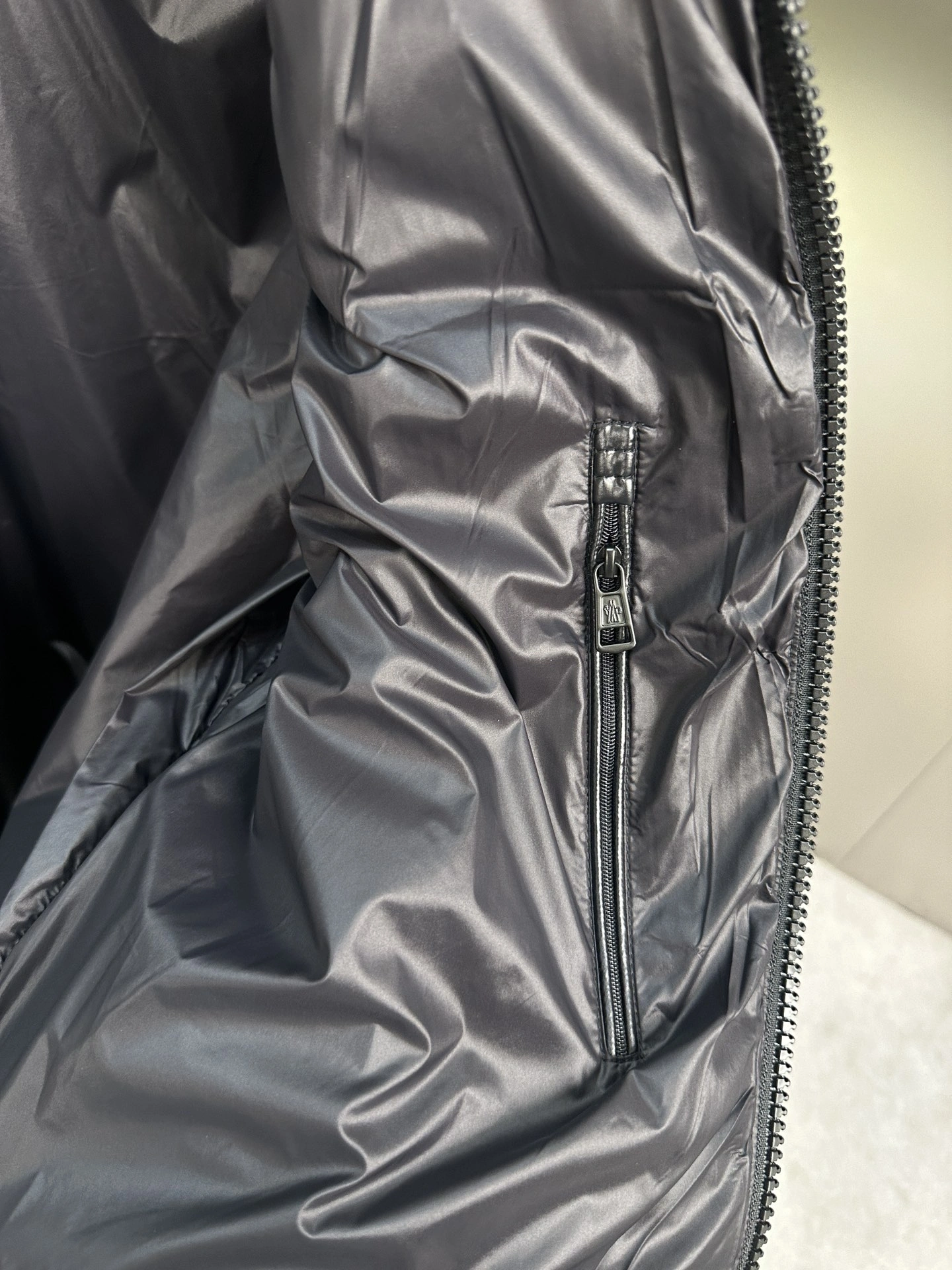 Moncler Down Jackets Stretchable 146663
